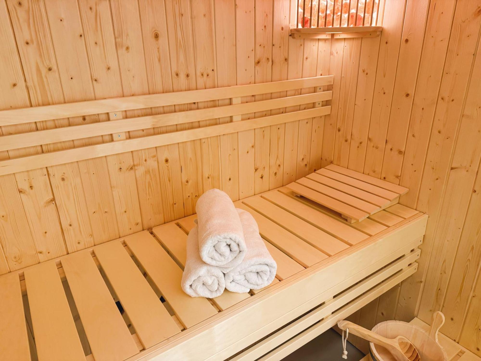 Coco Romantic In Central Antwerp - Sauna Exteriör bild